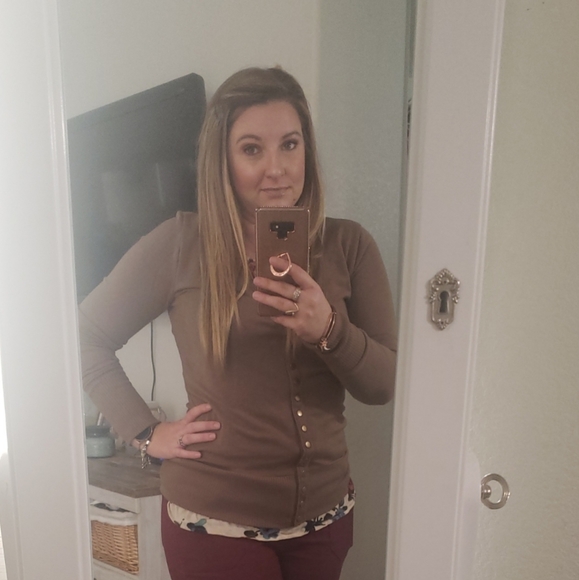 Meet your Posher, Barbie - Picture 3 of 3